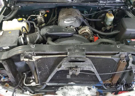 2001 Chevrolet Silverado C1500 from USA, damaged, VIN 2GCEC19V311115148